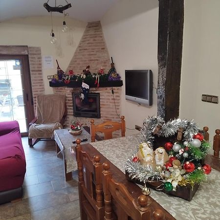 Vivienda Turistica El Caneco Tordesillas Zewnętrze zdjęcie