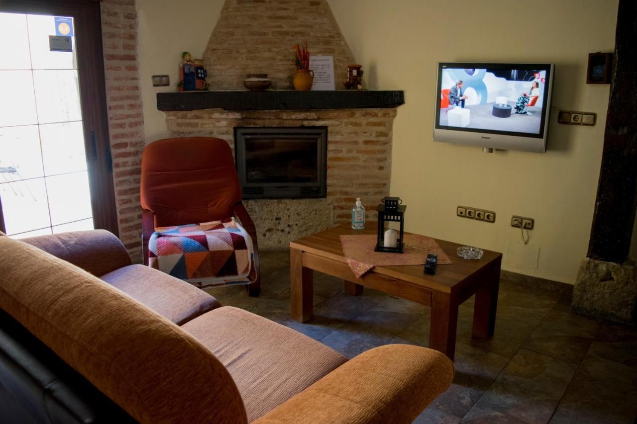 Vivienda Turistica El Caneco Tordesillas Zewnętrze zdjęcie