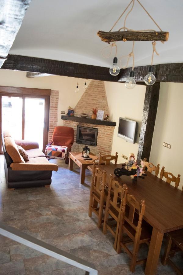 Vivienda Turistica El Caneco Tordesillas Zewnętrze zdjęcie