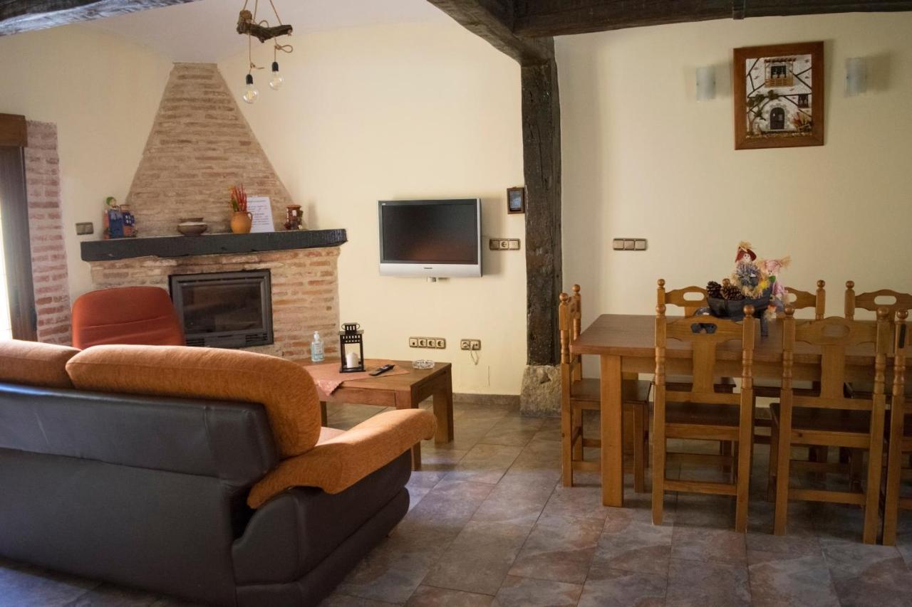 Vivienda Turistica El Caneco Tordesillas Zewnętrze zdjęcie